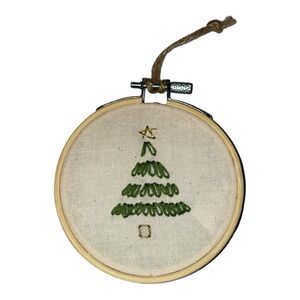 Festive Embroidered Tree Ornament - Green and Gold